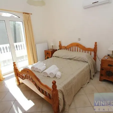 Spacious 5 Bed With Pool In Kefalonia ヴィラ *