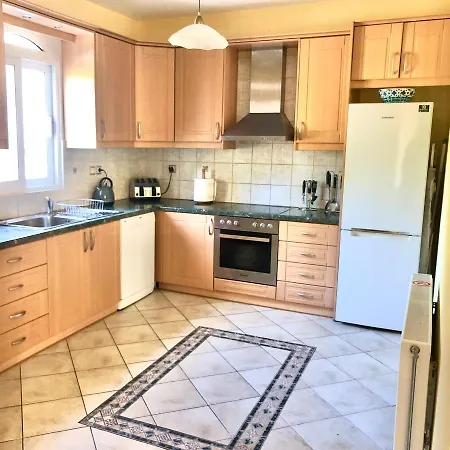 Spacious 5 Bed With Pool In Kefalonia ヴィラ ケファロニア